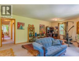 4826 Fletcher Creek Frontage Road, Fletcher Creek, BC V0G1M0 Photo 17