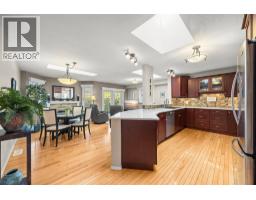  1384 NELSON Place, Kelowna
