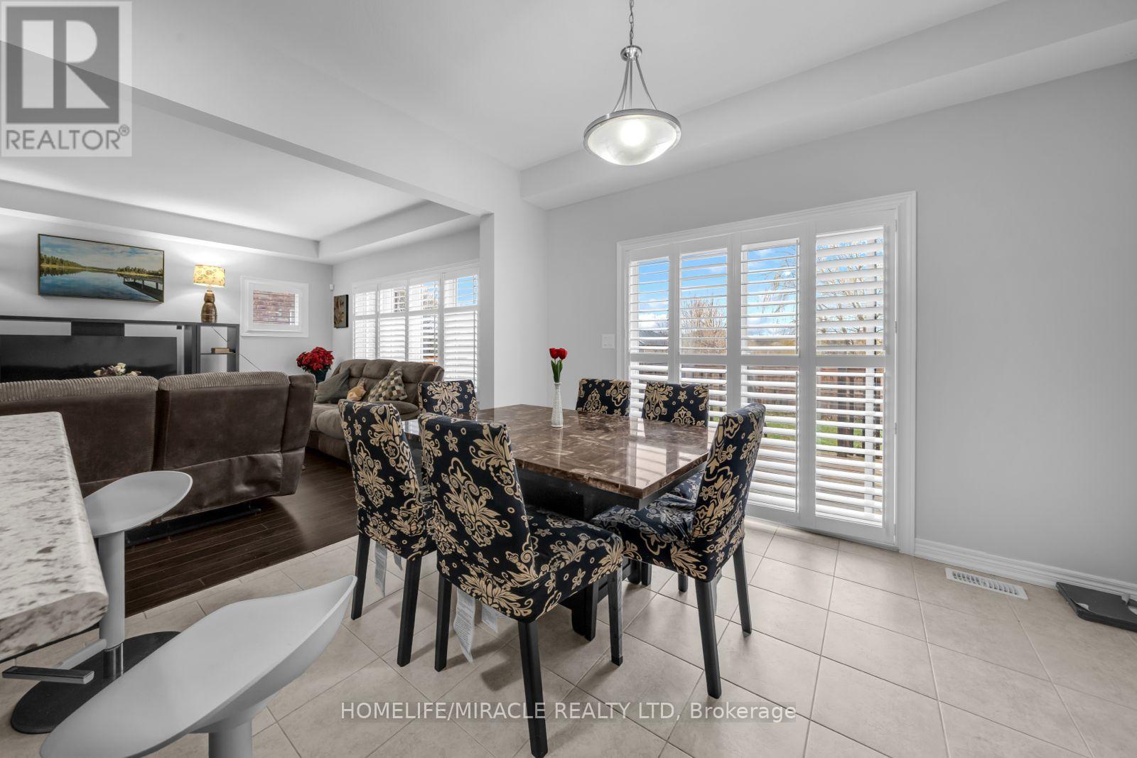 83 MONARCH STREET - Image 11