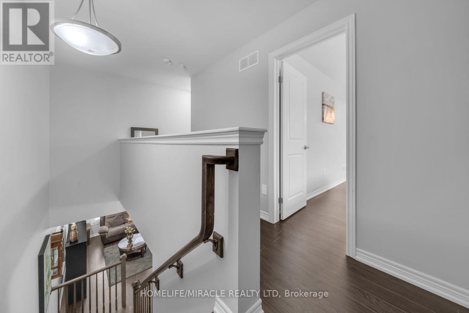 83 MONARCH STREET - 13