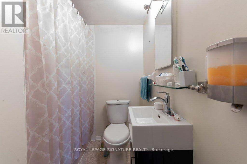 676 ABANA ROAD - Image 29