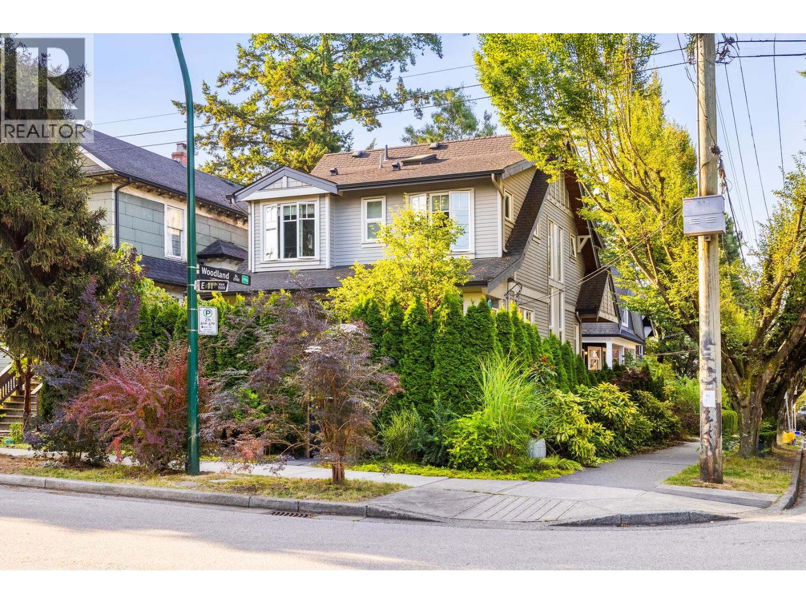 1506 E 11TH AVENUE, Vancouver