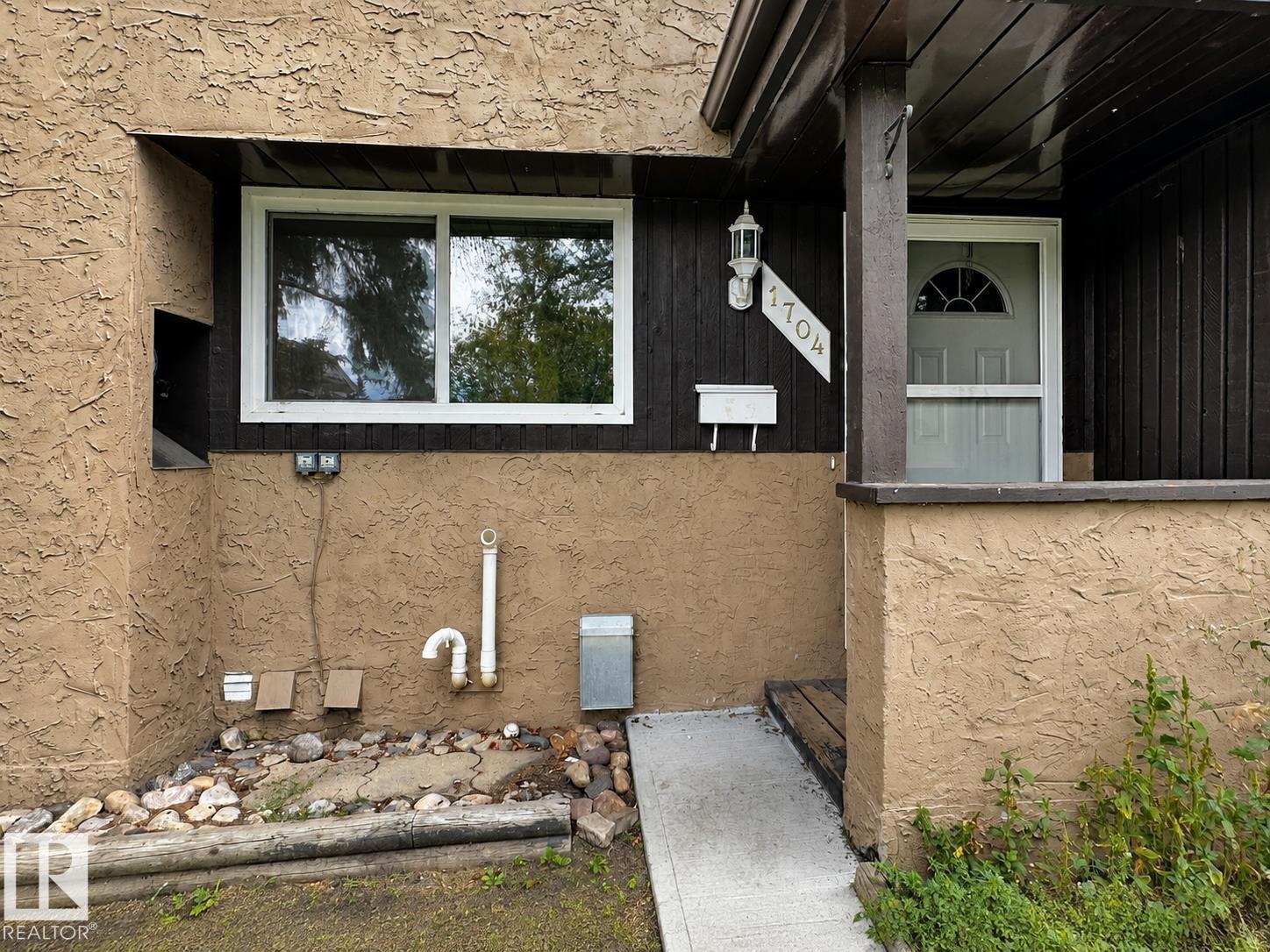 1704 37 ST NW - Image 5