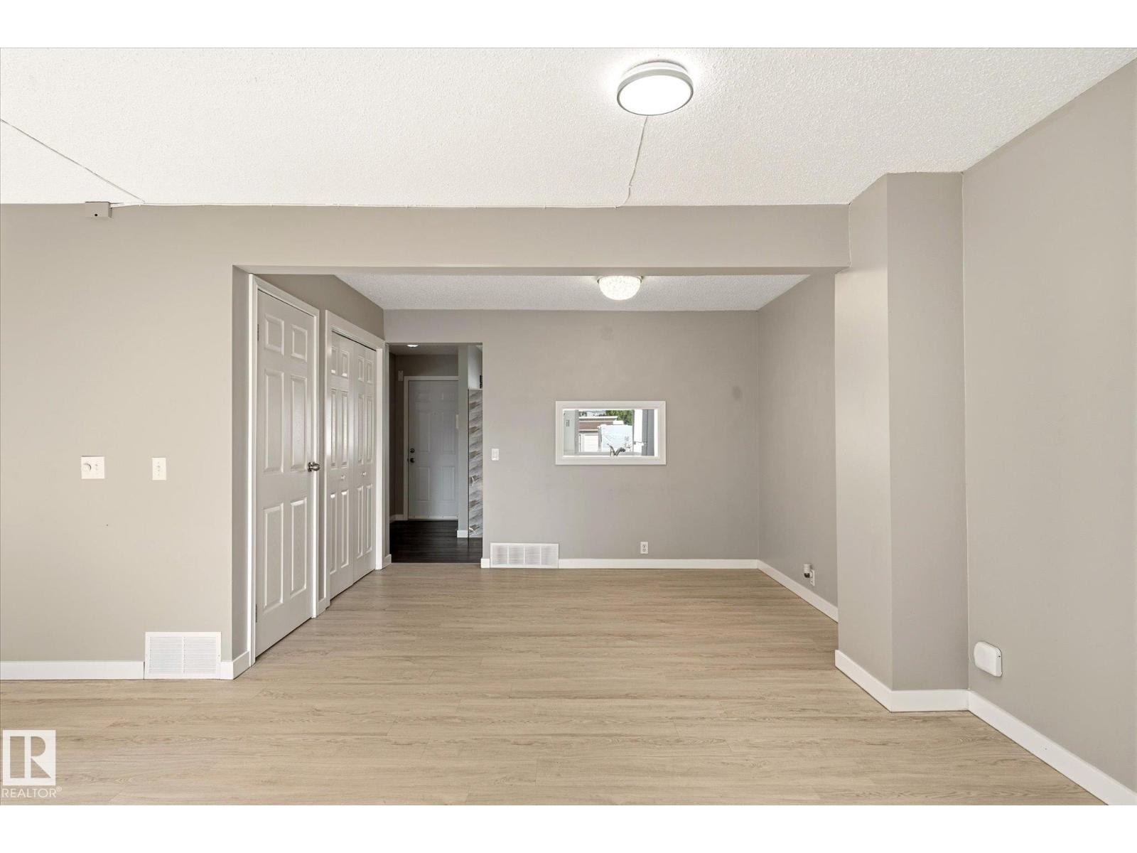#2 13833 30 ST NW - 7