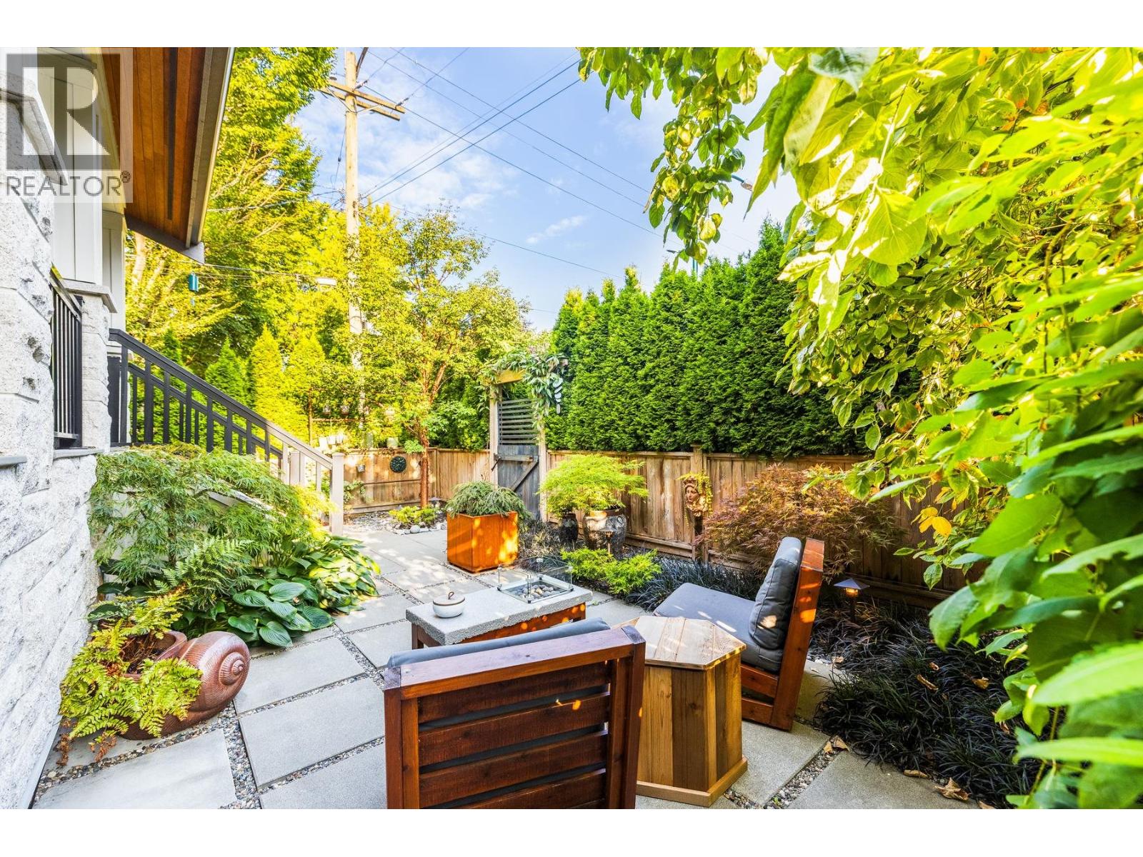 1506 E 11TH AVENUE, Vancouver