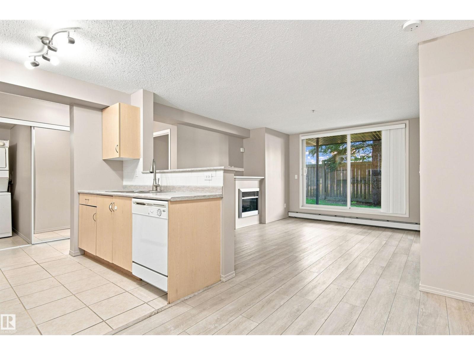 #117 17011 67 AV NW - Image 15