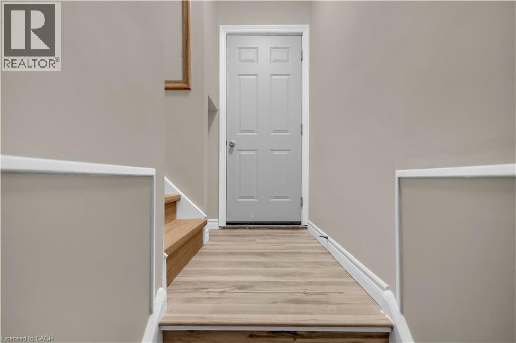 626 IROQUOIS Avenue - Image 24