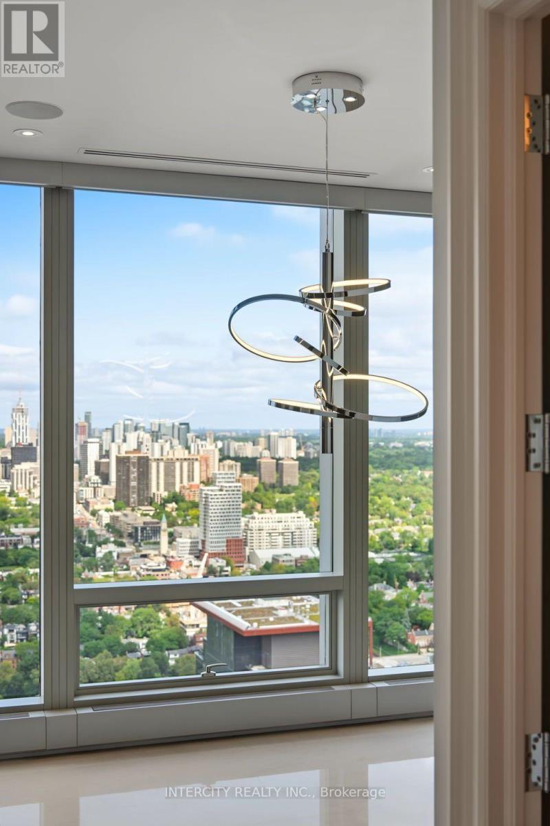 #4001 50 YORKVILLE AVENUE - 21