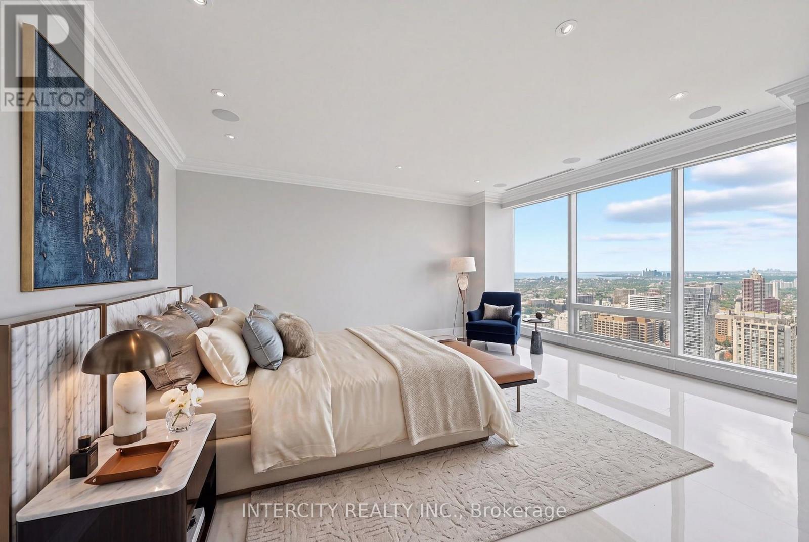 #4001 50 YORKVILLE AVENUE - 15