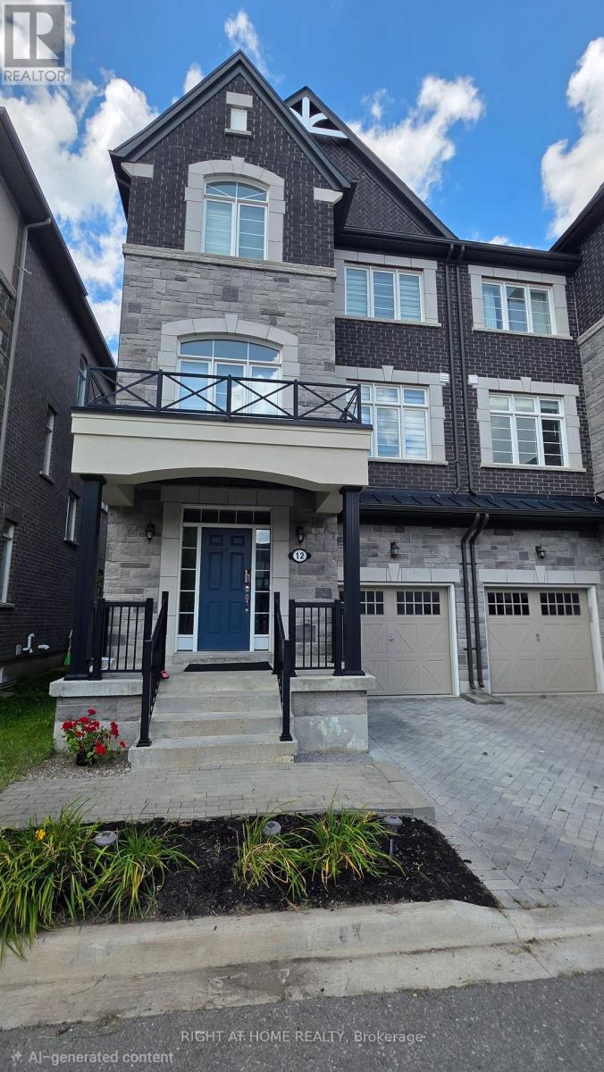 12 GLOBEMASTER LANE - 38