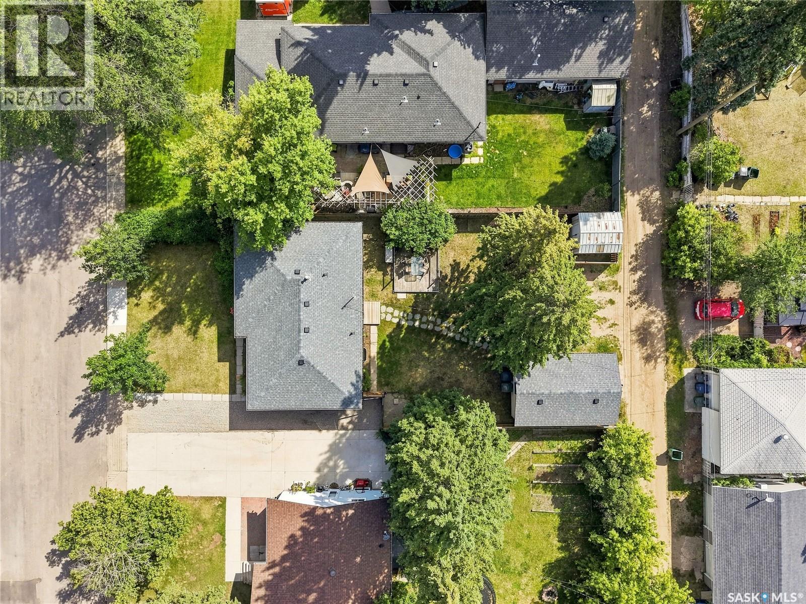 1810 Morgan AVENUE - 67