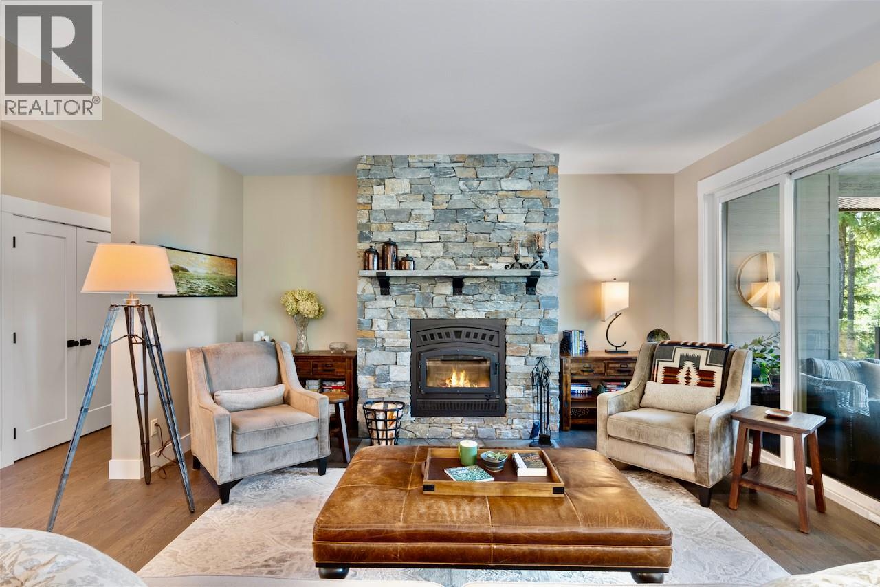 5864 Squilax-Anglemont Road Lot# 4 - 19