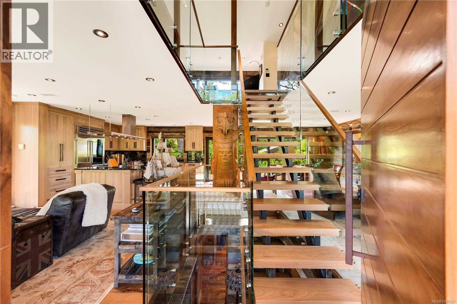 626 Monterey Ave - Image 18