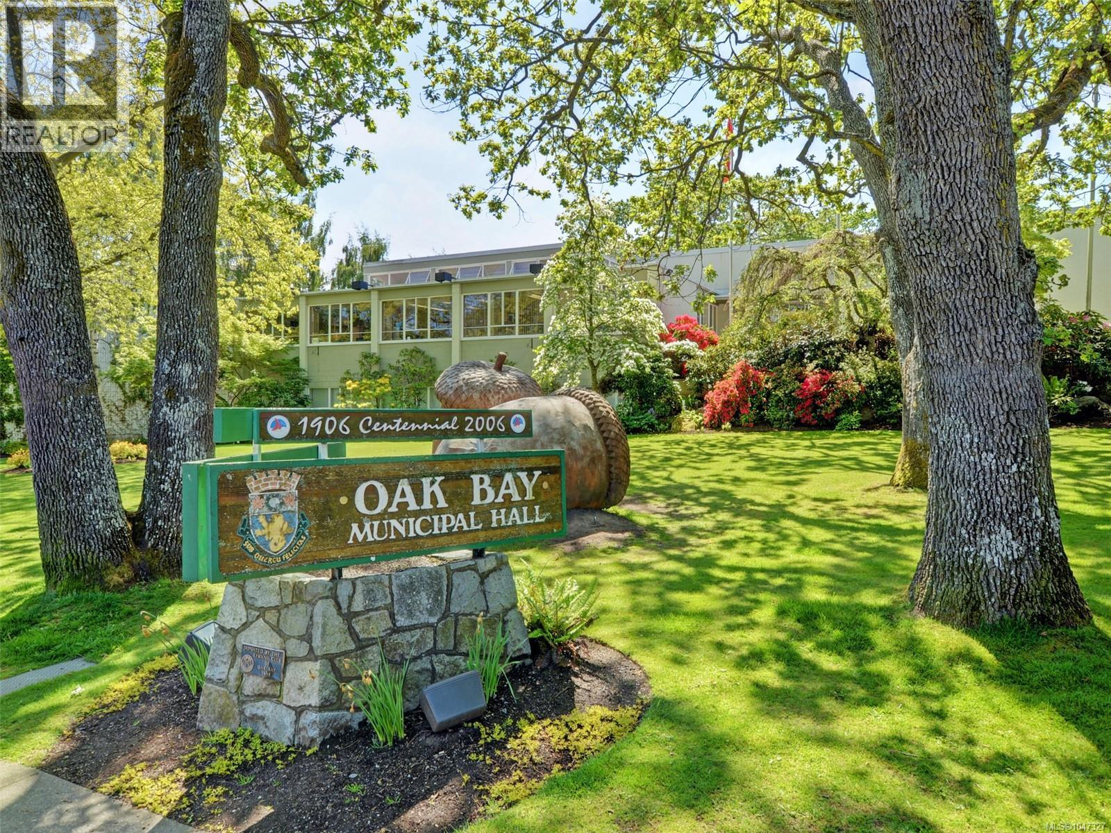 626 Monterey Ave - Image 80