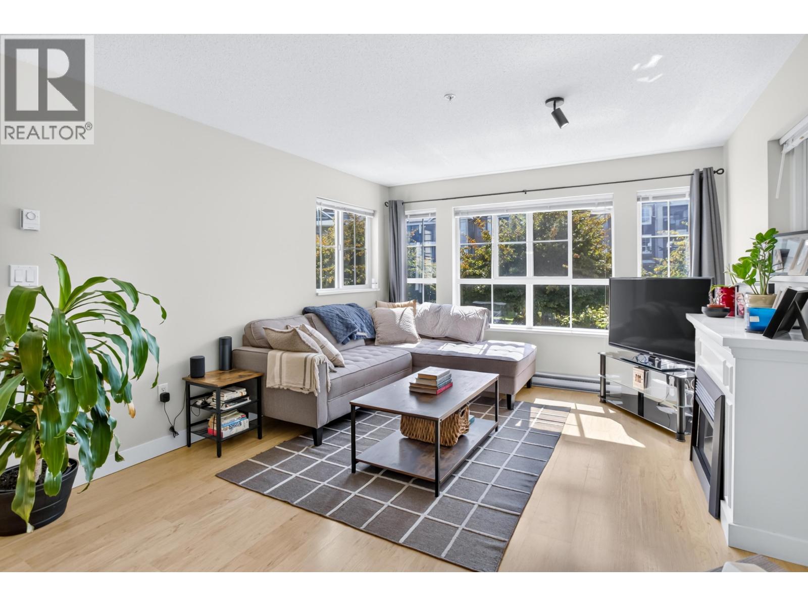 234 19673 MEADOW GARDENS WAY, Pitt Meadows