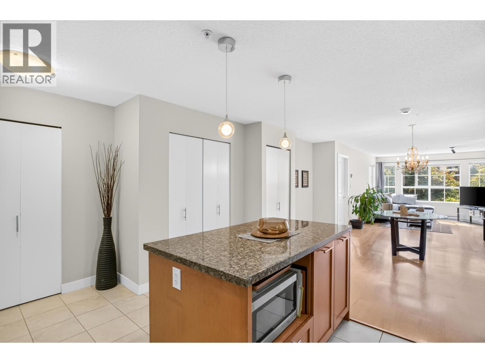 234 19673 MEADOW GARDENS WAY, Pitt Meadows