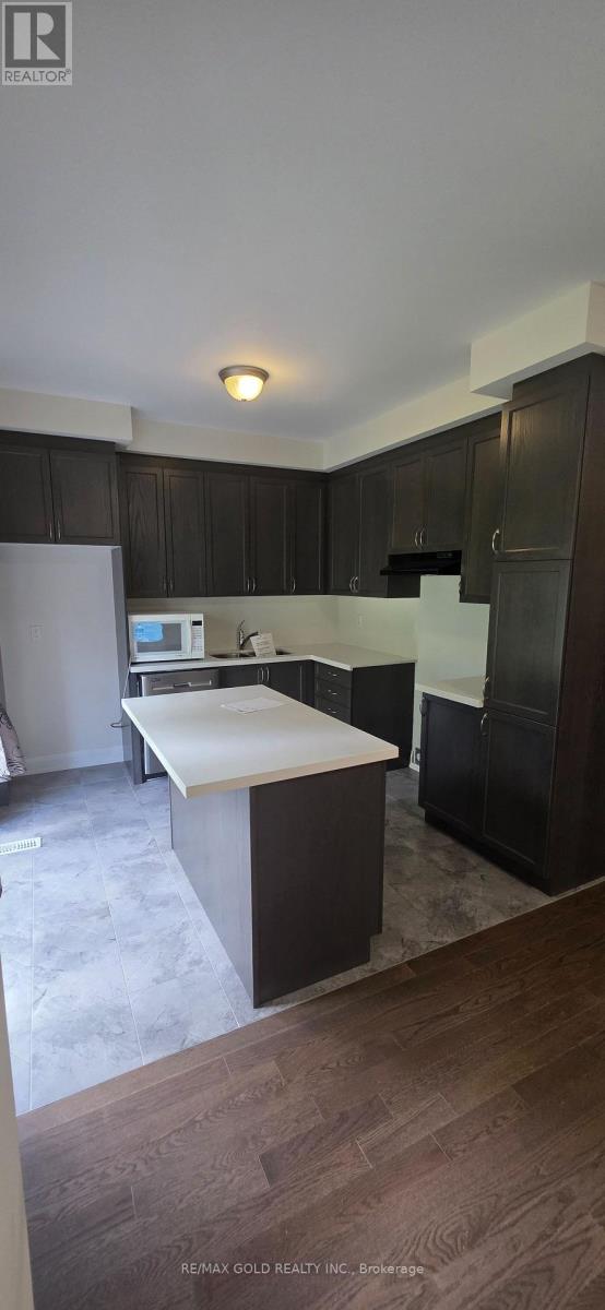 9 OLIANA WAY - 12
