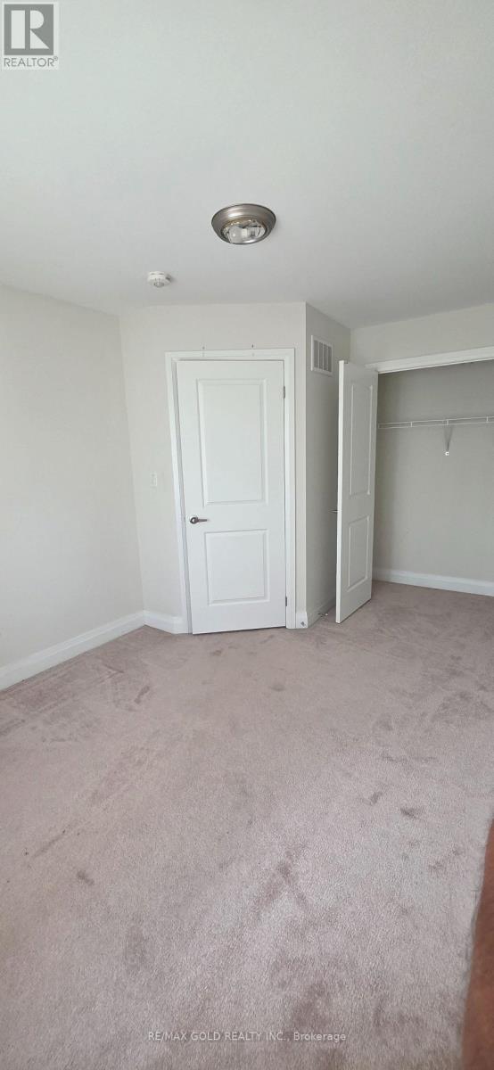 9 OLIANA WAY - 17
