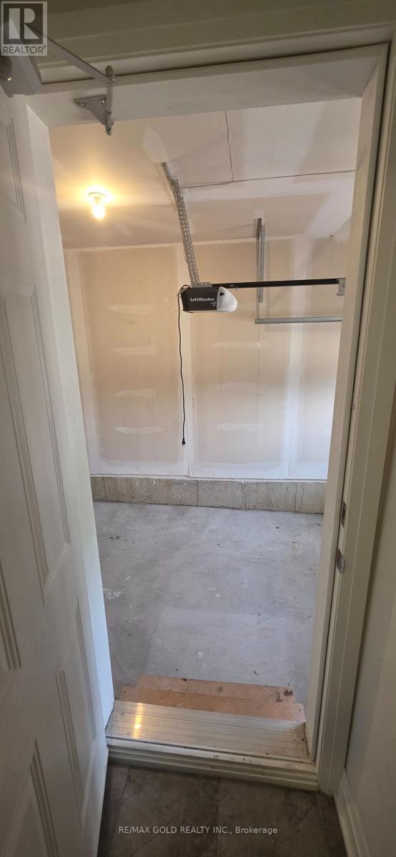 9 OLIANA WAY - Image 47