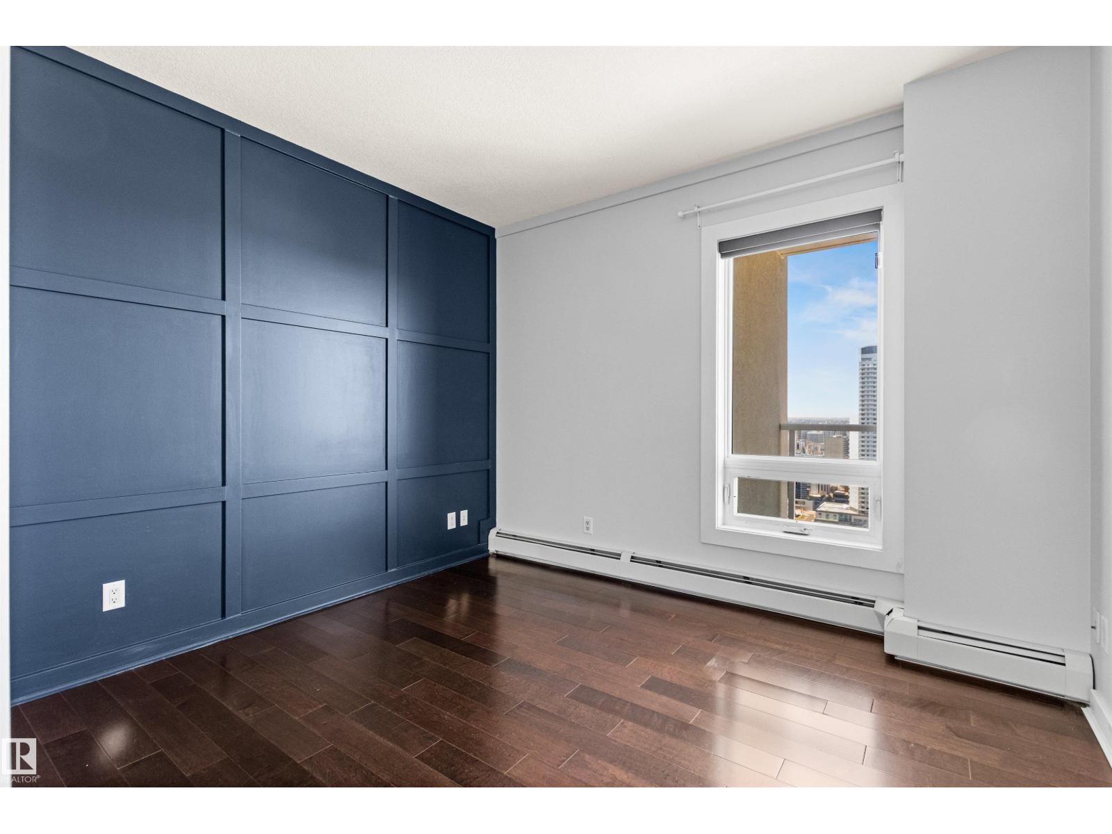 #2401 10152 104 ST NW - Image 32