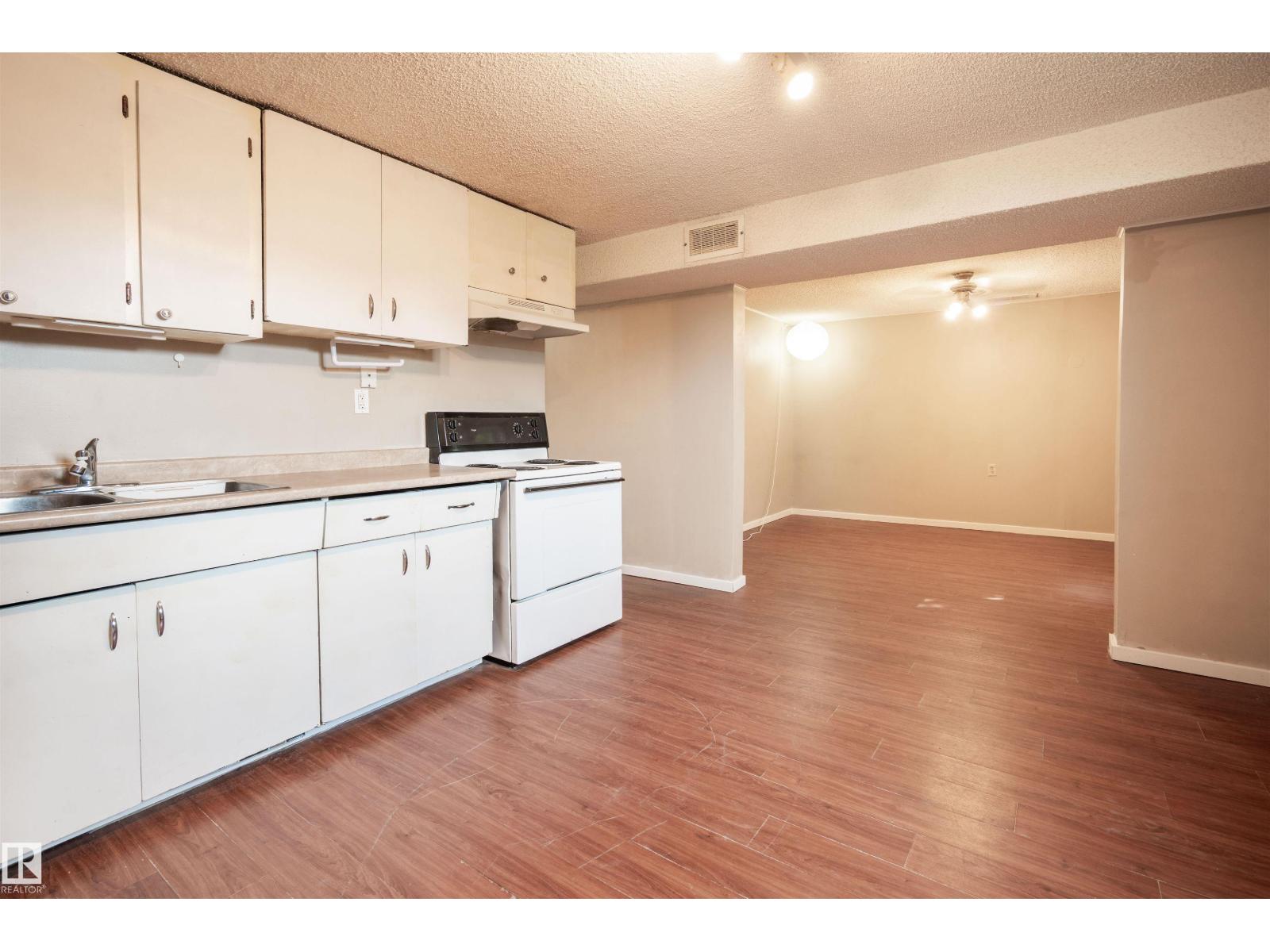 12919 66 ST NW - 20