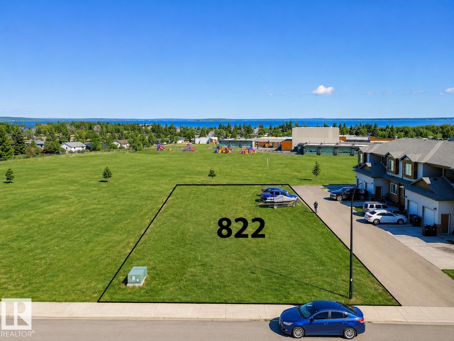 822 SCHOONER DR
