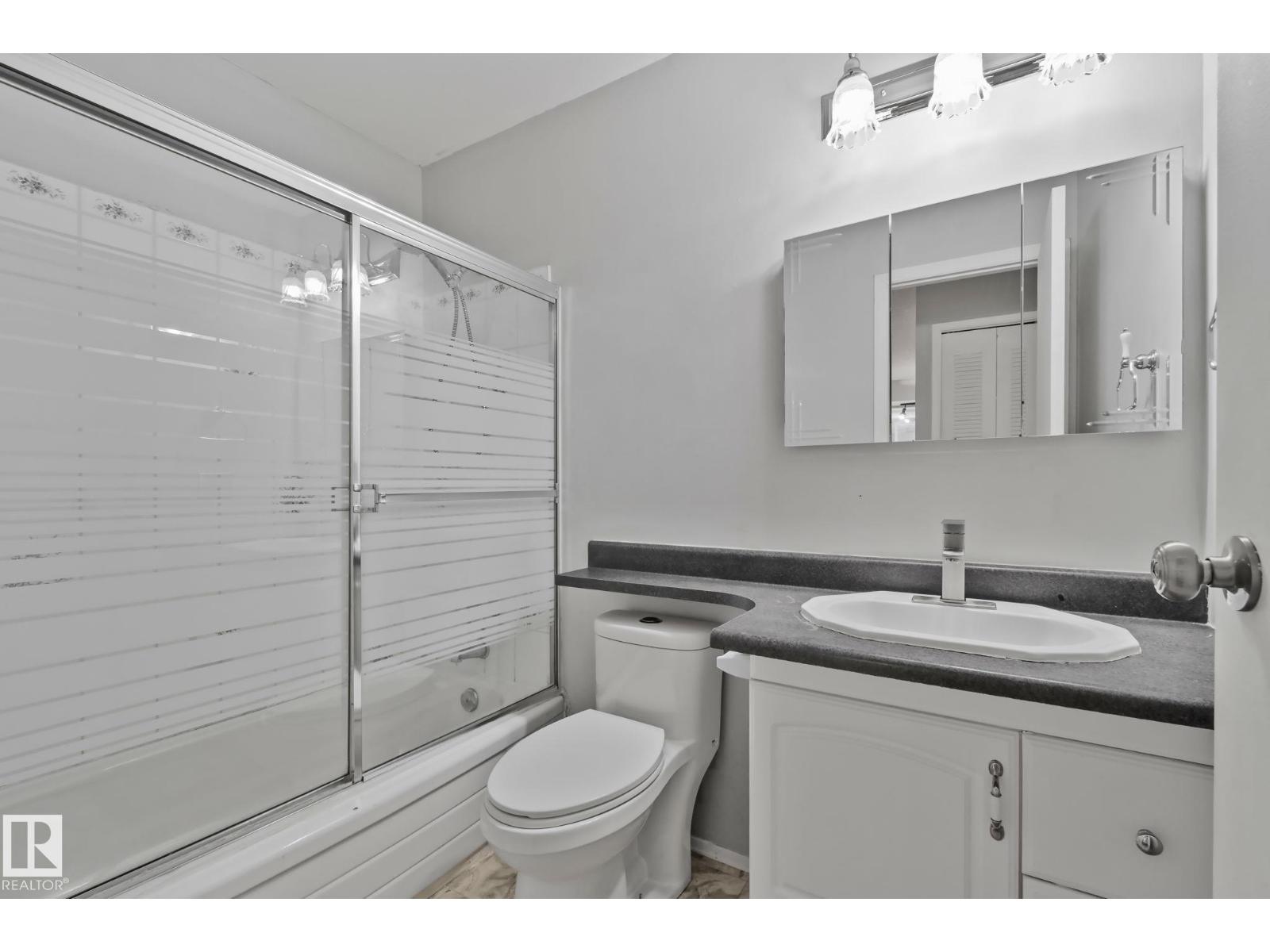 5111 40 AV NW - Image 14