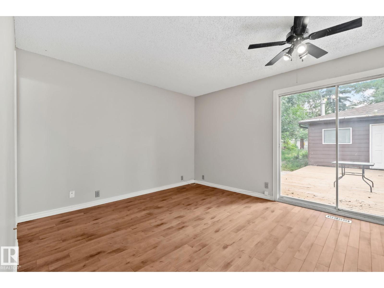 5111 40 AV NW - Image 21