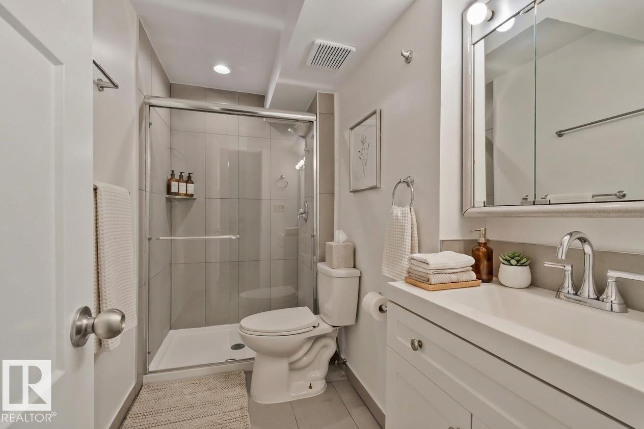 5111 40 AV NW - Image 29
