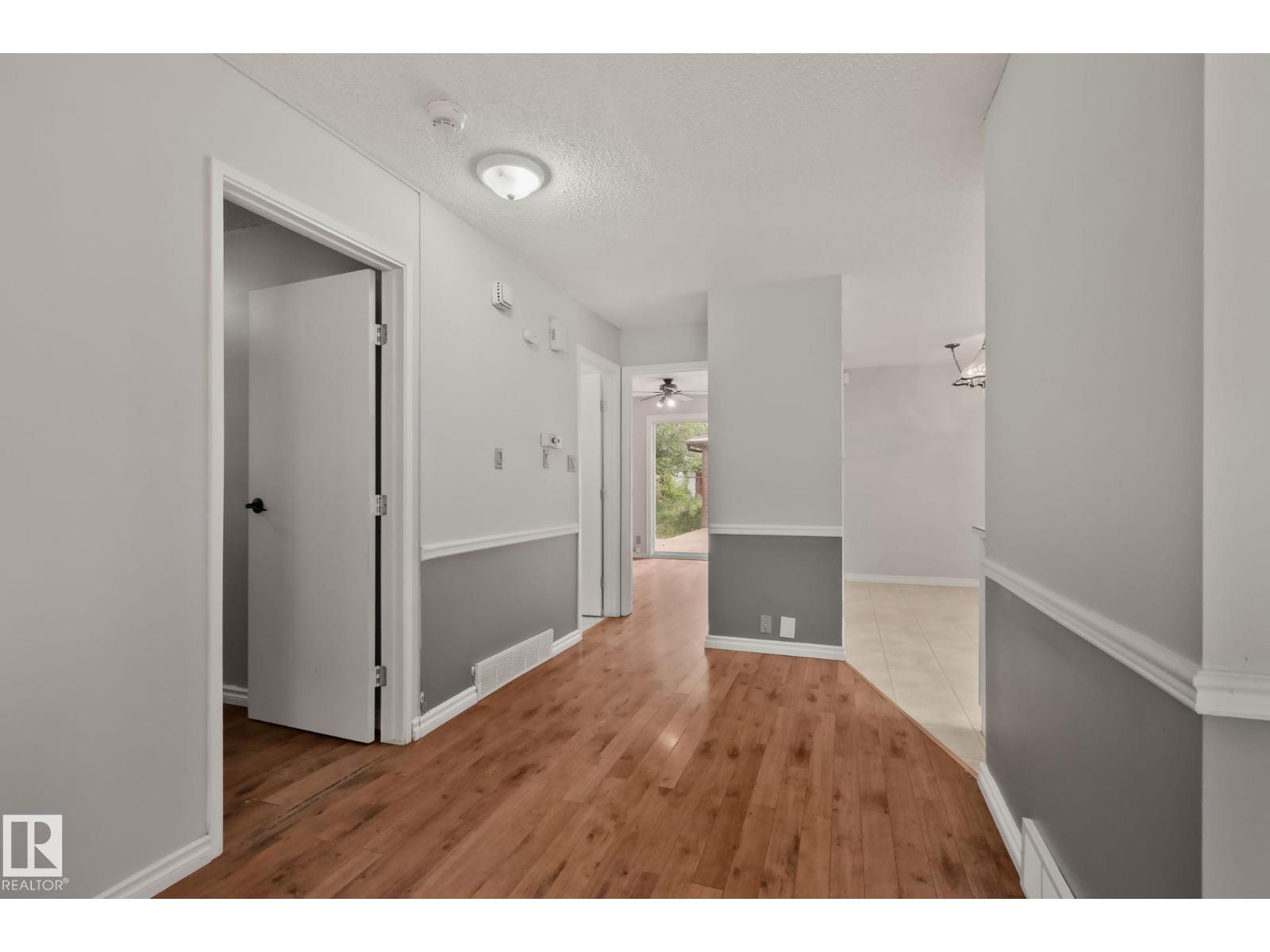 5111 40 AV NW - Image 6