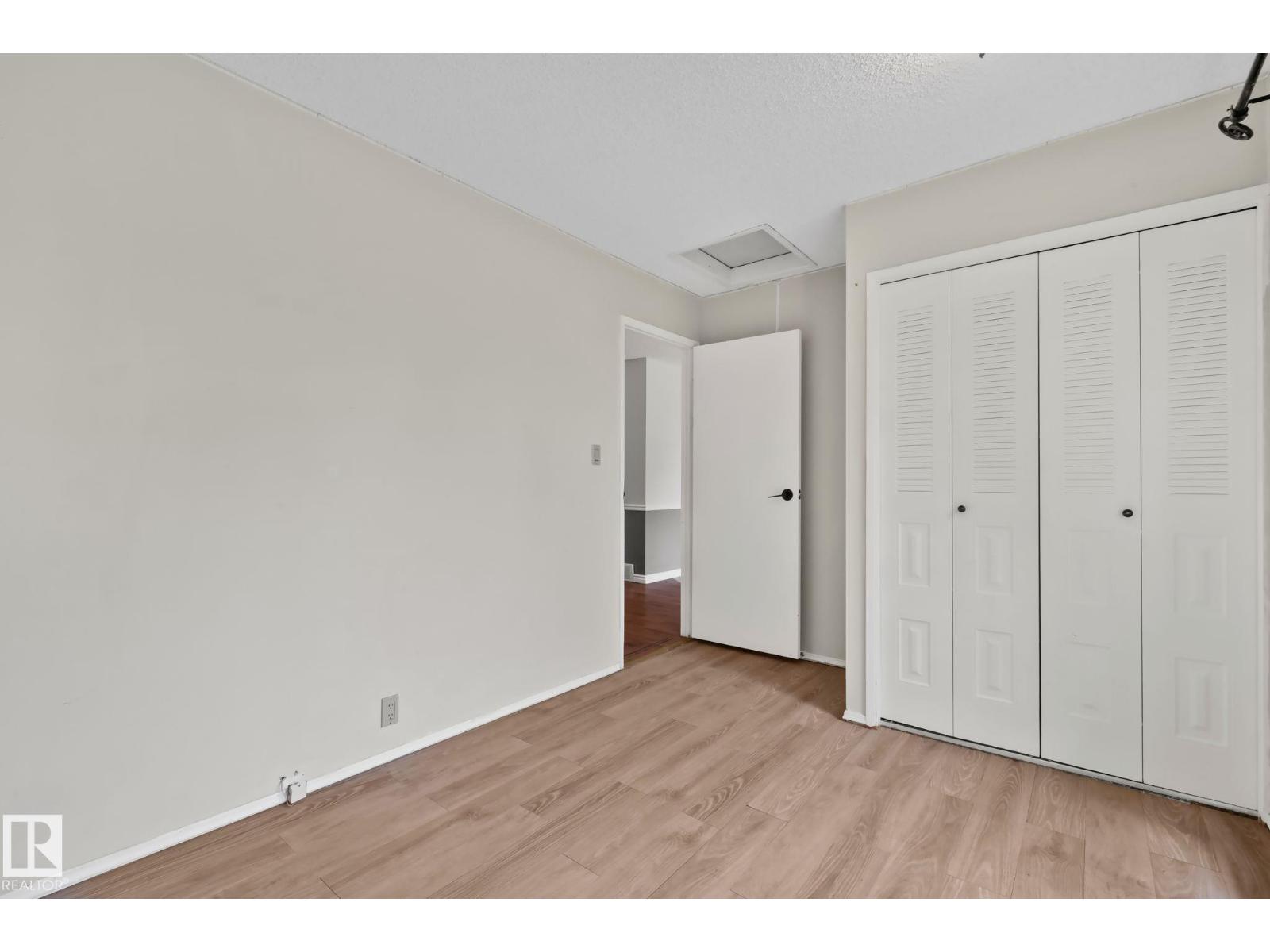 5111 40 AV NW - Image 9