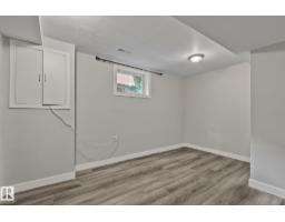 5111 40 Av Nw, Edmonton, AB T6L1B3 Photo 28