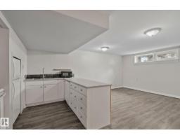 5111 40 Av Nw, Edmonton, AB T6L1B3 Photo 32