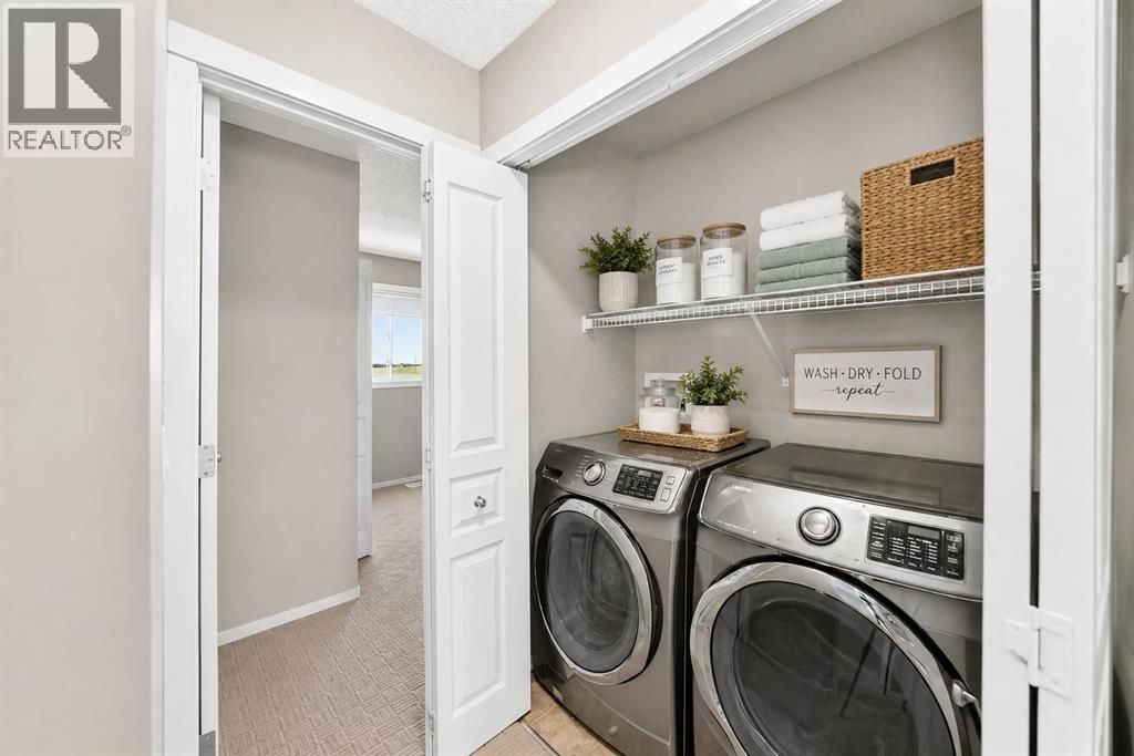 277 Saddlecrest Way NE - 35