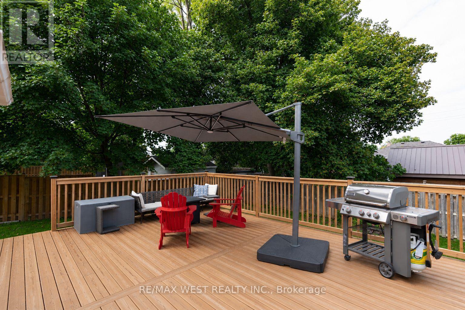 217 HEXAM STREET - 24