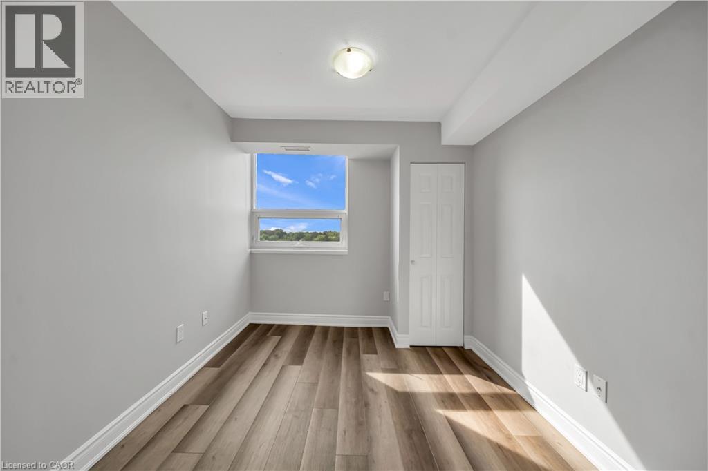 #701 500 GREEN Road - Image 29