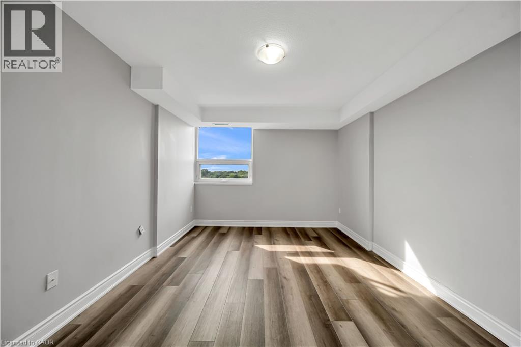 #701 500 GREEN Road - Image 34