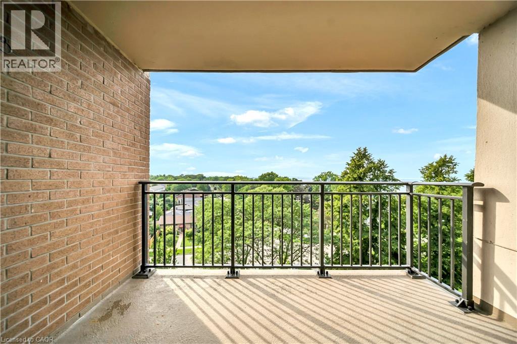 #701 500 GREEN Road - Image 38