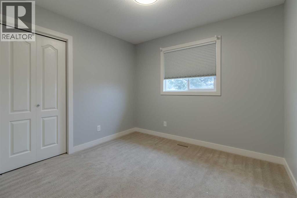 104 Coalbanks Boulevard W - Image 45
