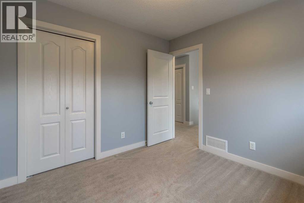 104 Coalbanks Boulevard W - 50