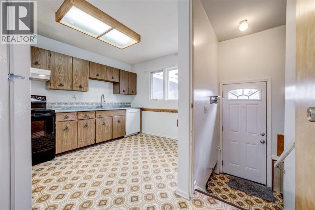 711 27 Street N - Image 13