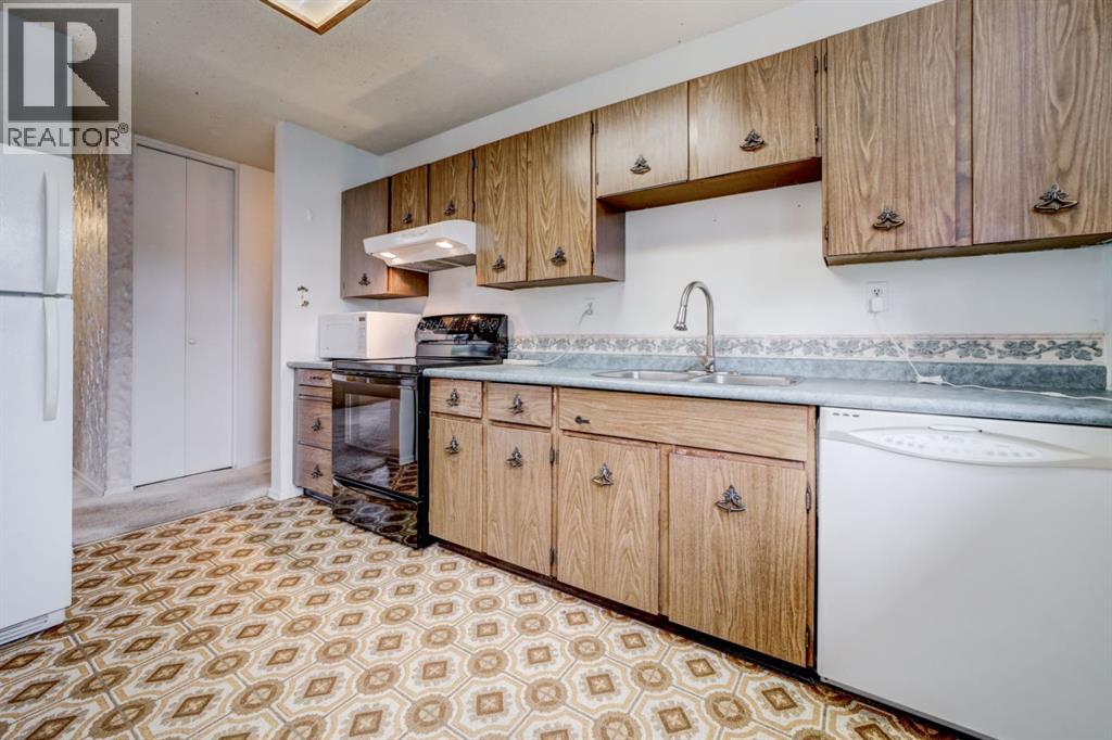 711 27 Street N - Image 17