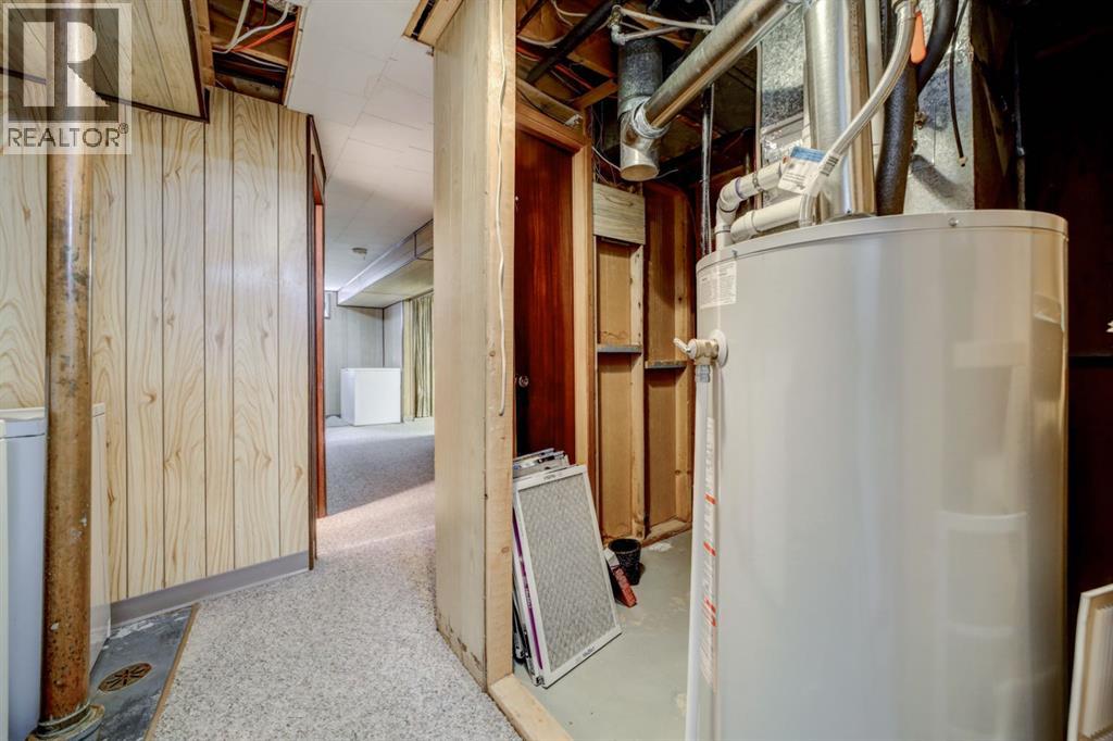 711 27 Street N - 39