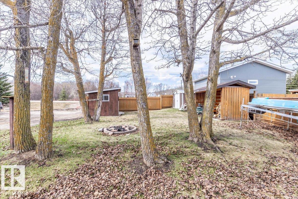 35 Lakeshore Dr - Image 31