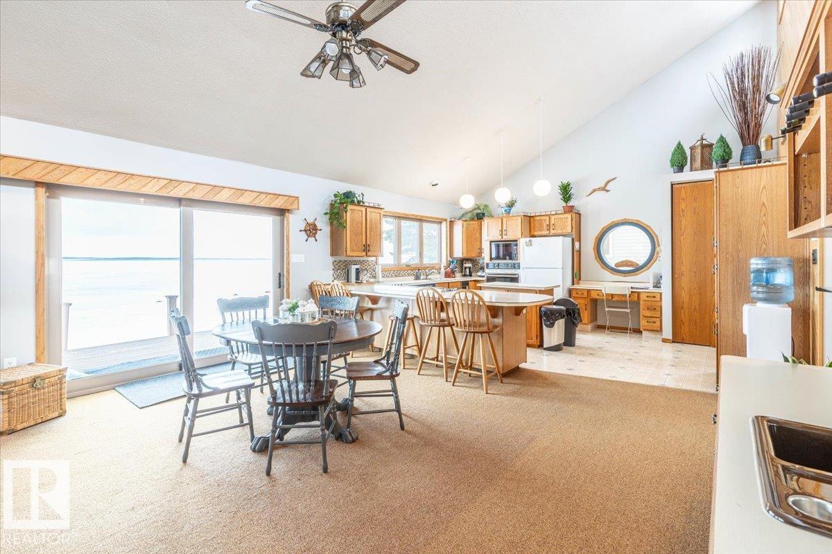 35 Lakeshore Dr - 9