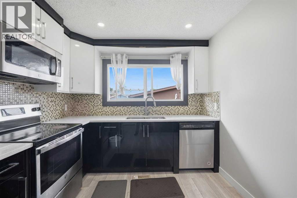 731 Maryvale Way NE - 10