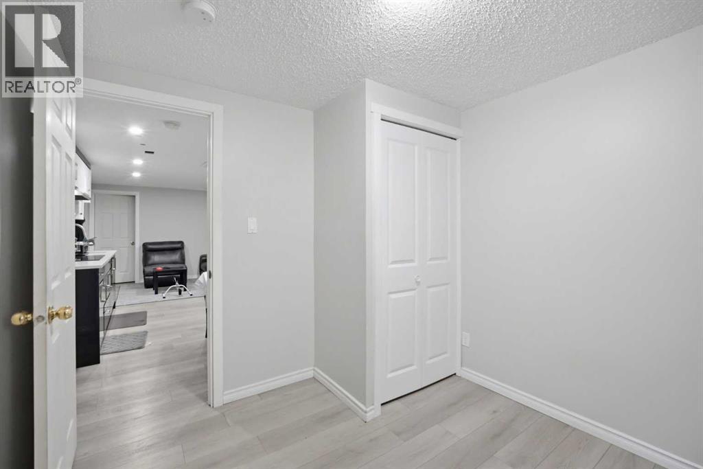 731 Maryvale Way NE - 21