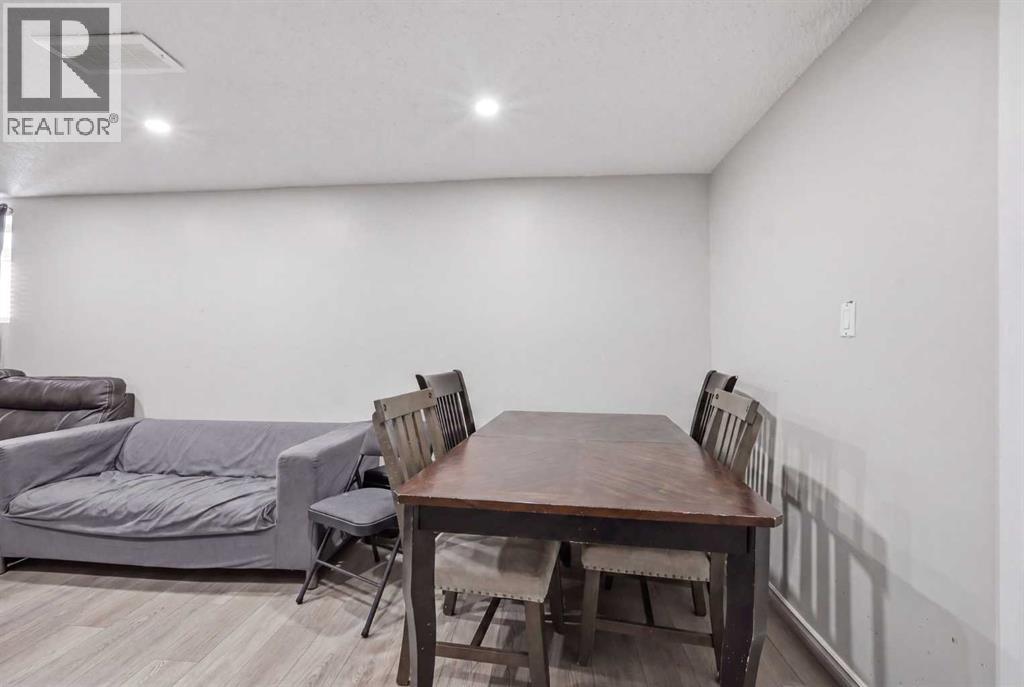 731 Maryvale Way NE - 26