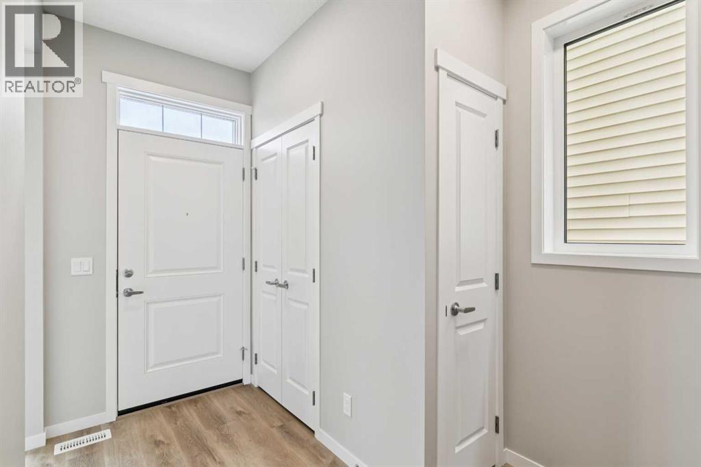 413 Hotchkiss Drive SE - 3
