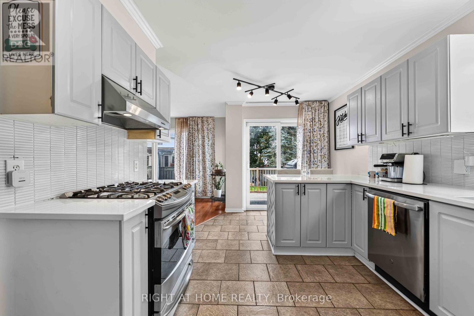 1552 STOJKO STREET - 13